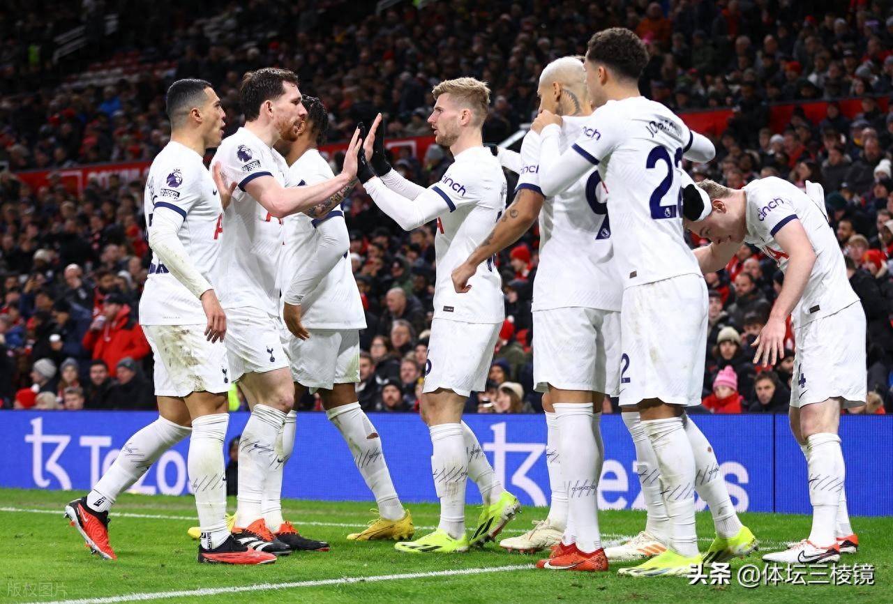 又见绝平！曼联与密尔沃基雄鹿鏖战至终场，辛纳读秒救主(曼联ogs)