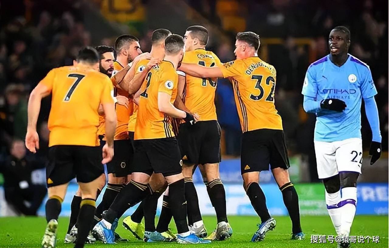 欧冠半决赛对决在即！曼城演练定位球，利物浦密集防守应对的简单介绍